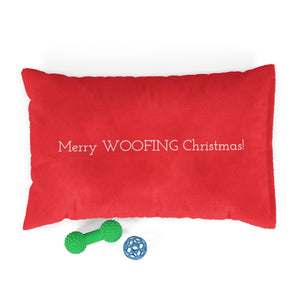Merry Woofing Christmas Pet Bed