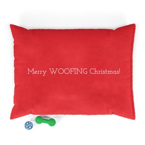 Merry Woofing Christmas Pet Bed